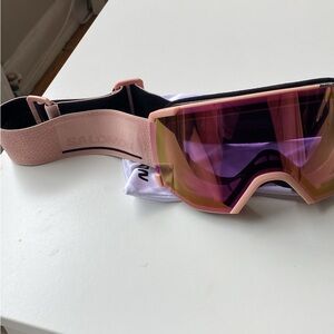 Salomon Pink Goggles with Mirrored Pink Lens